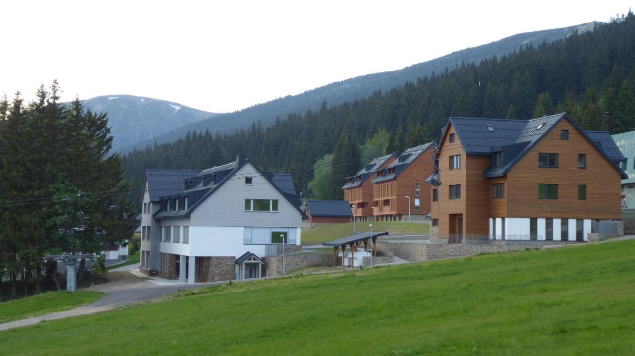 Apartman M5 Horní Mísečky Exterior foto